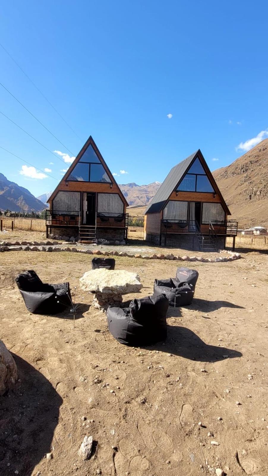 Mtisguli Cottages Kazbegi Exterior photo